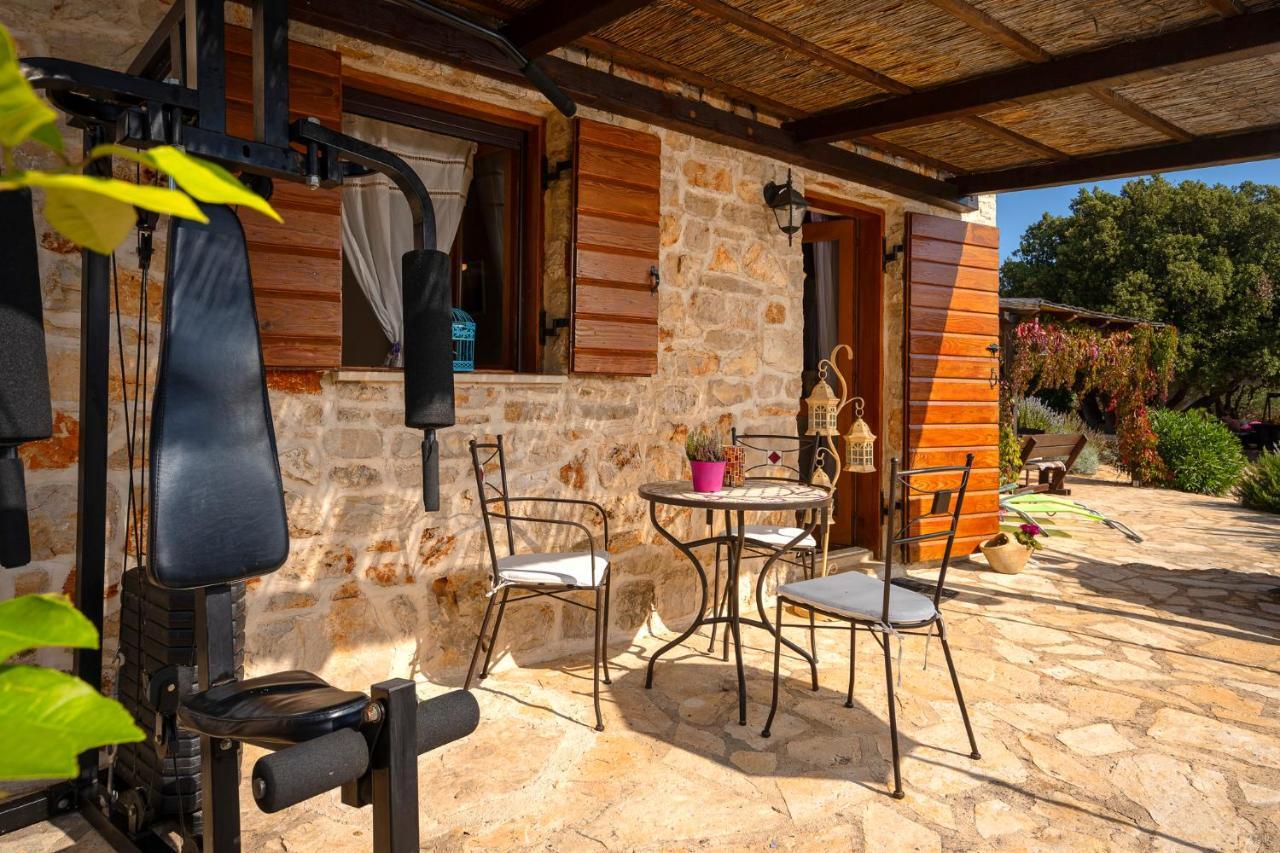 Villa Oxa Dreamland Stari Grad  Exterior photo